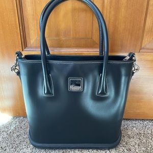 Dooney & Bourke handbag.  Black leather.